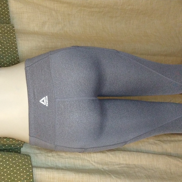 Reebok athletic pants with pockets - Picture 4 of 8